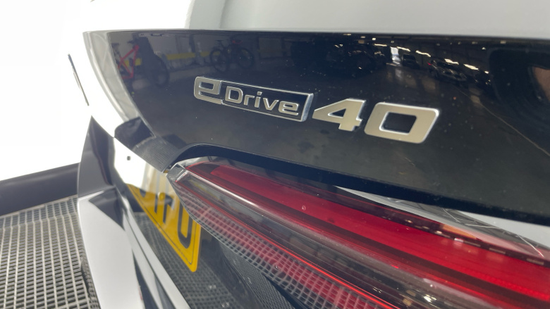 BMW i5 250kW eDrive40 M Sport Pro 84kWh 5dr Auto [Comf+] Electric Estate